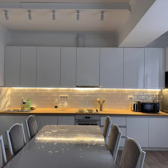 Цены на Квартира City Light Apartment Bishkek в Бишкек