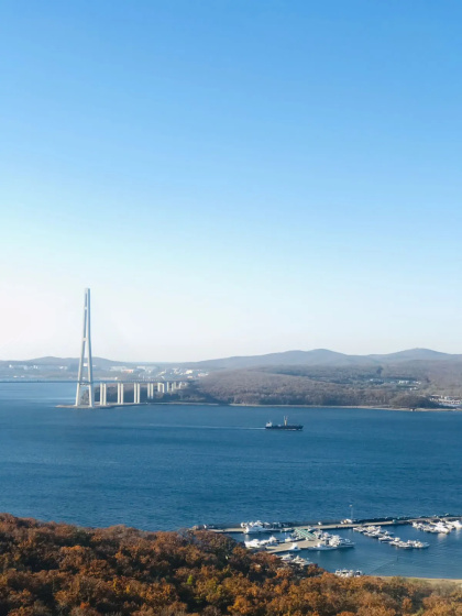 Квартира с Шикарным Видом на Морскую Акваторию — забронировать отель в Владивостоке