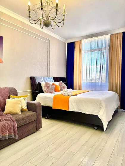 Apartamenty 2 na prospekte Kabanbaj Batyra 49A — отель с удобствами в Астане