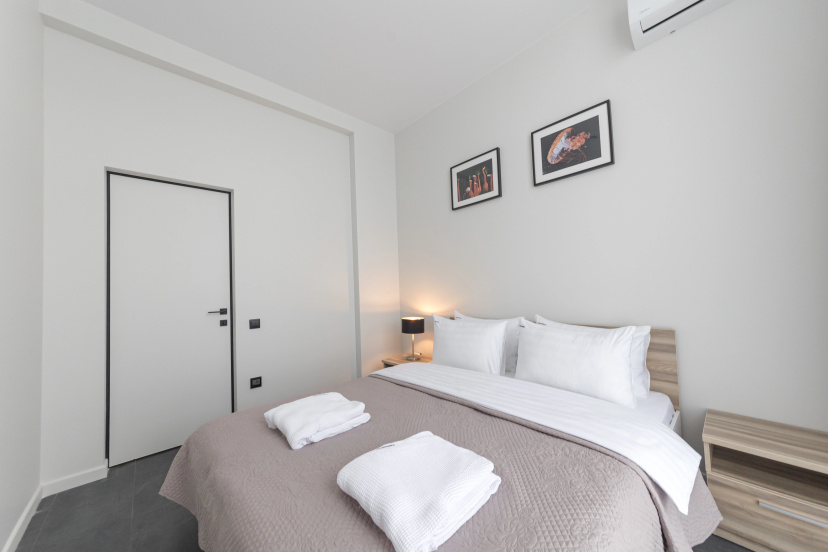 Цены на Апартаменты Red Apartments Арт Лайт Моретти в Сириусе