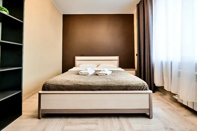 Apartamenty Kaminn apartments na Karbyseva 2 — отель с удобным расположением в Петропавловск-Камчатский