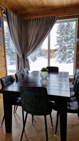 Частный дом Berry House Gech — отель с удобным расположением в Шерегеш