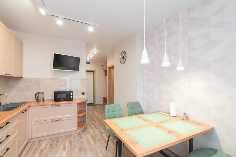 Цены на Квартира Rest Cozy nest with sunset view в Тюмени