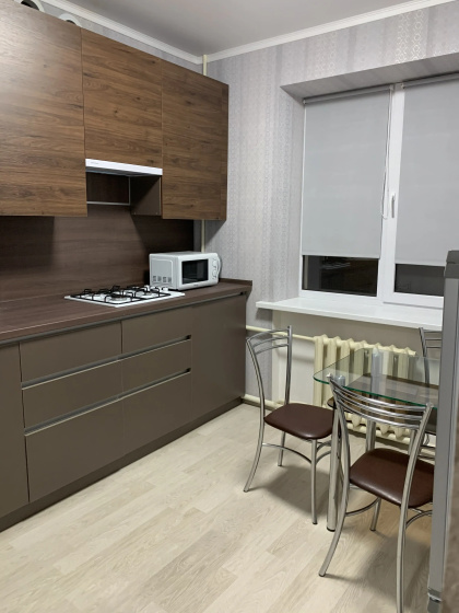 Apartamenty Trehkomnatnye Semimestnye Sadenko 55 — отель в Каменск-Шахтинский, Россия