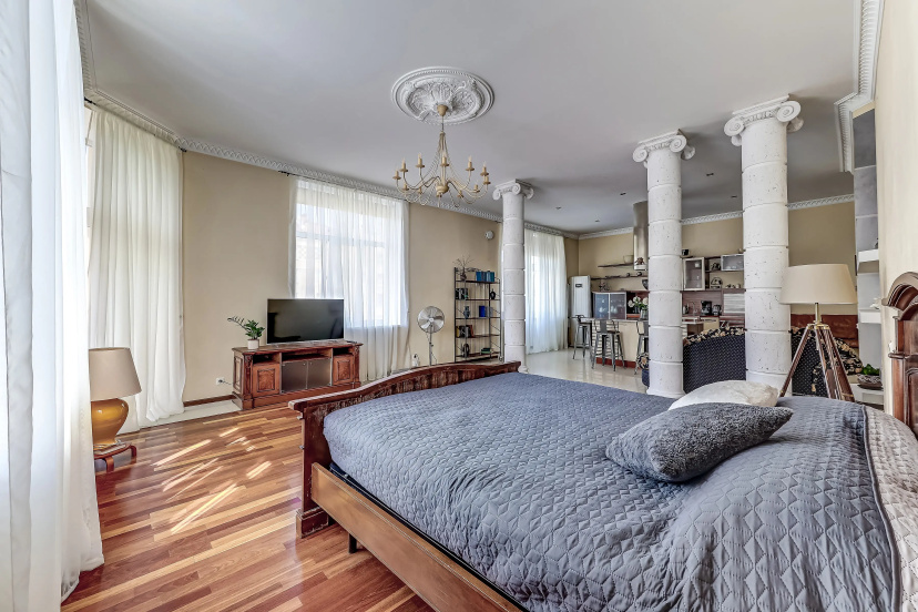 Apartamenty solnecnaa studia s kruglym balkonom — забронировать отель в Выборге