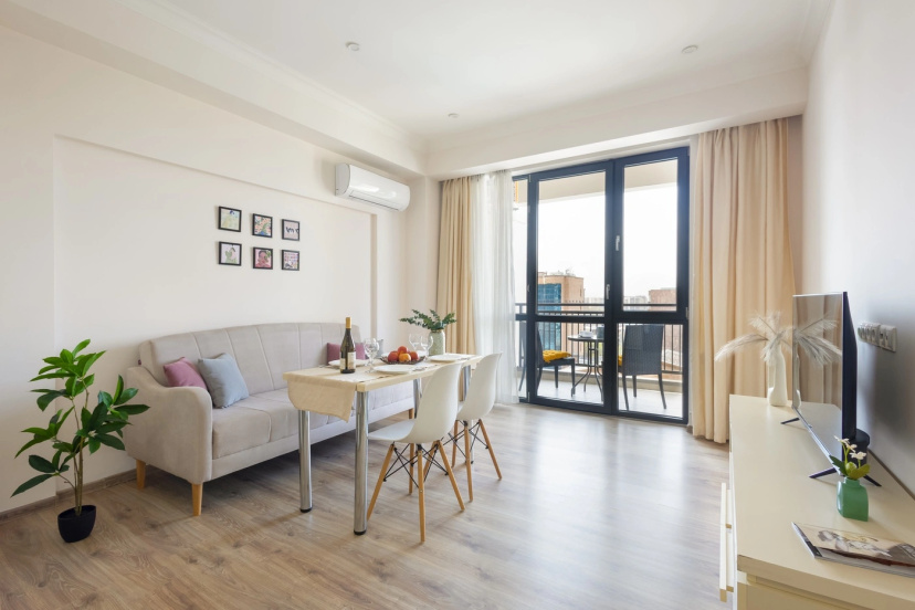 Цены на Апартаменты on Koghbatsi Street 16-88 в Ереван