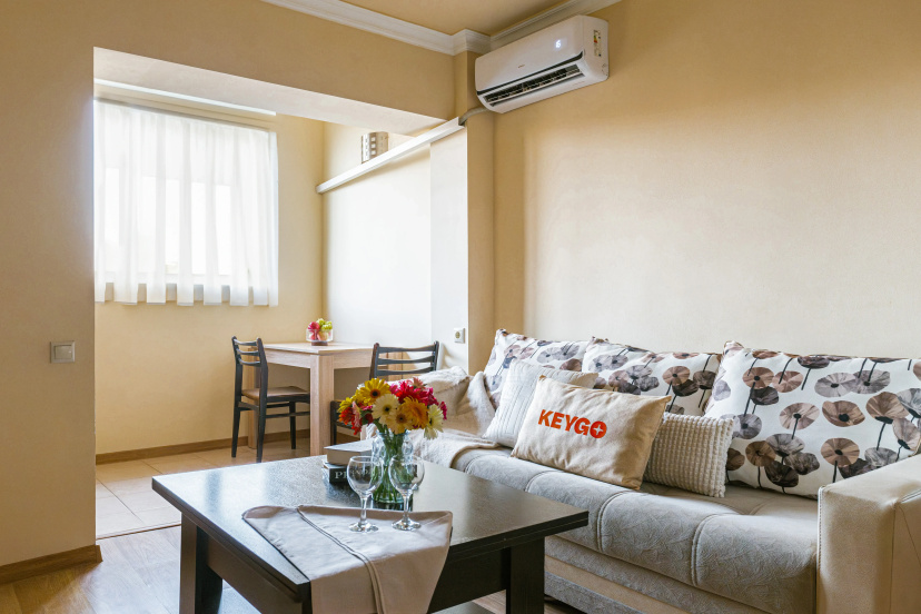 Апартаменты 1BR Apt Near Opera City Center by Keygo 90 — отель с удобным расположением в Ереван