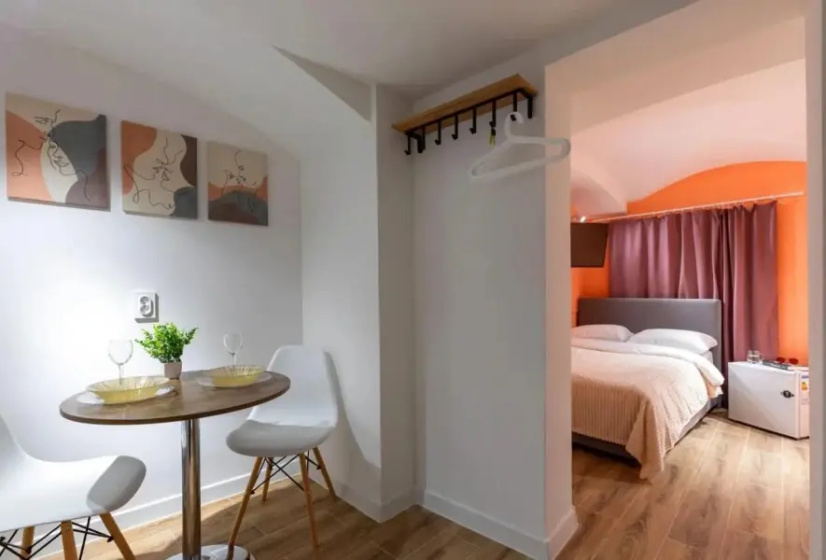 Апартаменты Star Comfort на Фонтанке (без окна) — забронировать отель в Санкт-Петербурге