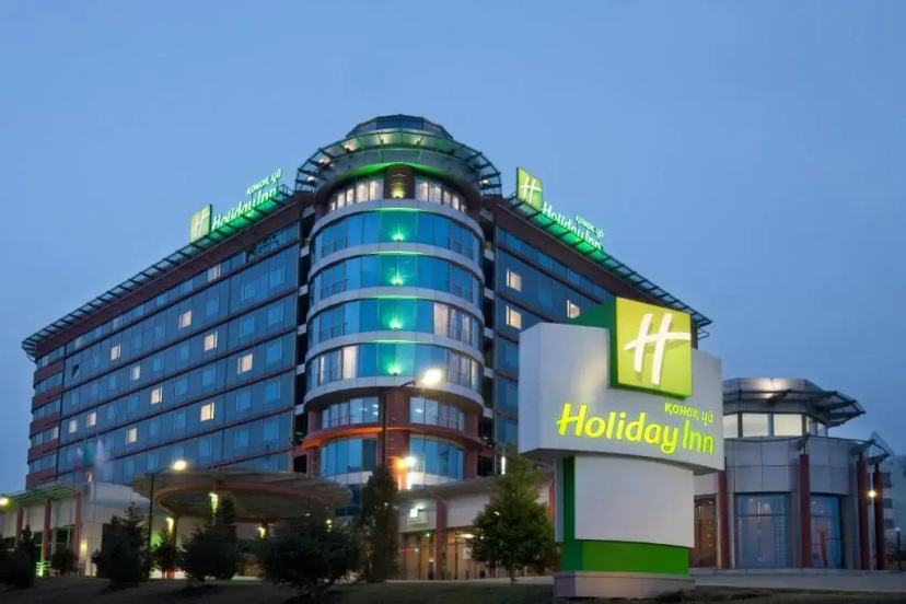 Holiday Inn Almaty 4 — отель в Алматы, Казахстан