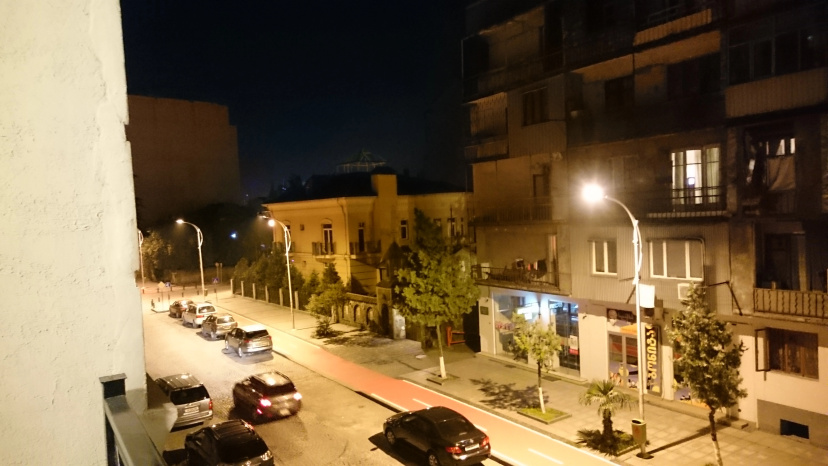 Апартаменты Cozy Apartment — забронировать отель в Батуми