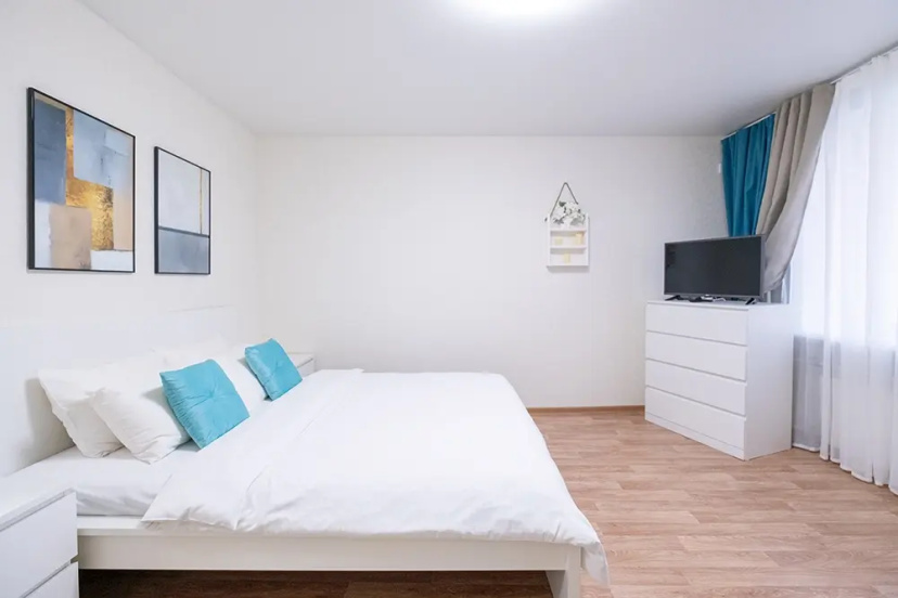 Apartamenty Petrovskie na Sovpartskol'nom 12/1 — отель в Томске, Россия