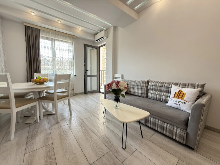 Цены на Апартаменты Nice and Cozy in The City Center в Ереван