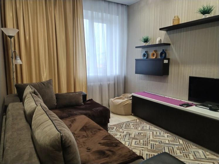 Kvartira Sovet Centr — забронировать отель в Лиде