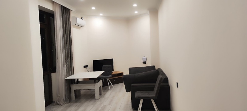Central Apt. in Yerevan — комфортный отель в Ереван