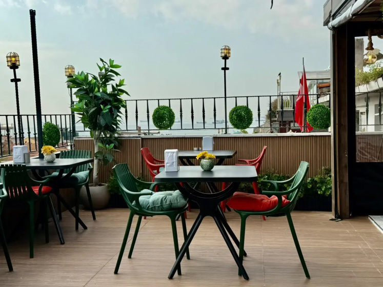 Otel' Istanbul Holiday Hotel — отзывы гостей и цены