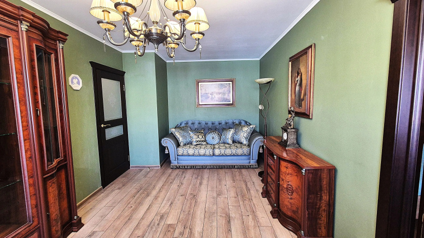 Цены на Apartamenty 2h Komnatnaa Kvartira v Anglijskom Stile в Владивостоке