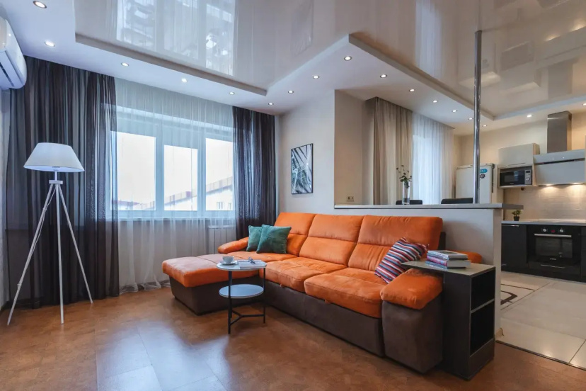 Apartamenty Pat' Zvezd na Aviatorov 23 — отель с удобствами в Красноярске