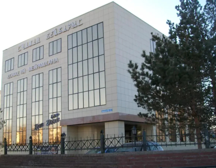 Otel' Sultan Bejbars — забронировать отель в Астане