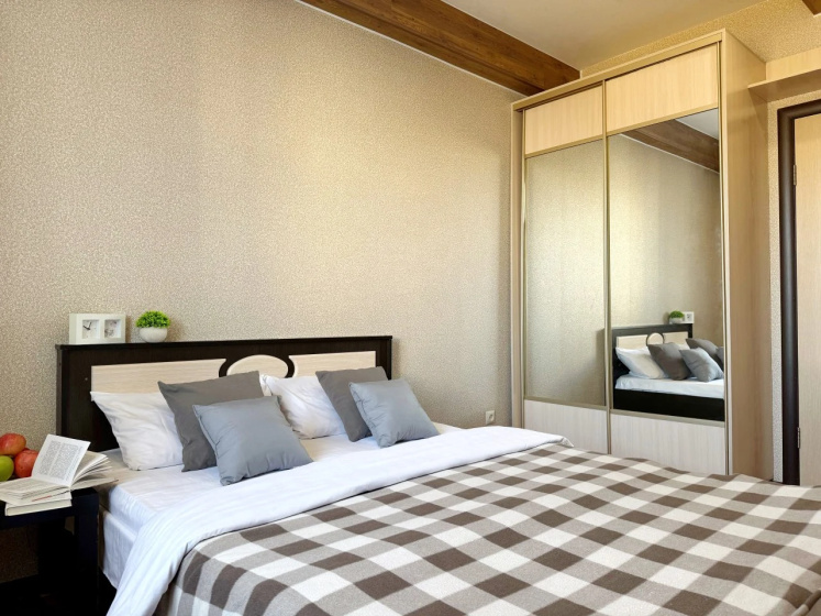 Квартира Konstantinov Apartments на Адриена Лежена — отель с удобствами в Новосибирске