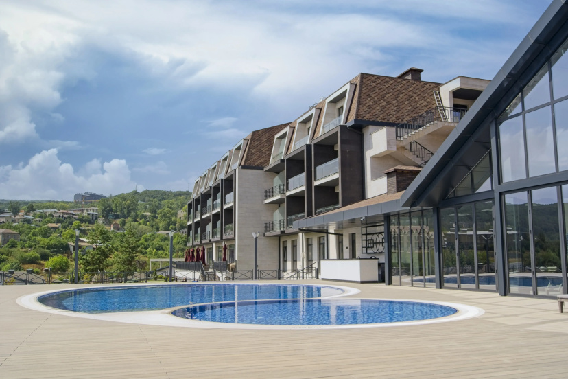 Сравните цены на Kurortnyj otel' SIA Resort & Spa в Цахкадзор