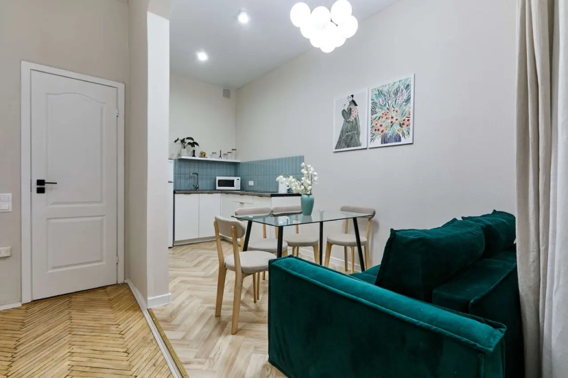 Квартира FlatStay Невский 168 — отель с удобным расположением в Санкт-Петербурге