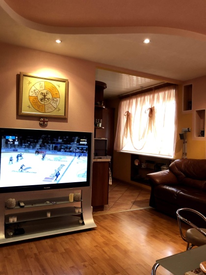 Цены на Апартаменты Spacious central 3-room apartment в Мурманске