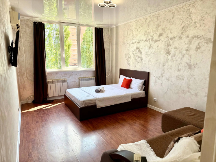 Цены на Квартира Lofthouse в Оренбург