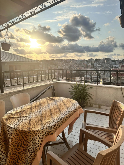 Апартаменты Taksim cozy apartment — отель в Стамбуле, Турция