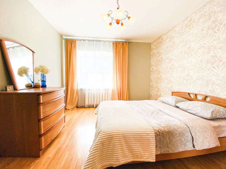 Apartamenty 3h-komnatnye na Sovetskom prospekte 84 A, MyHome-Vologda — отель с удобным расположением в Волгограде