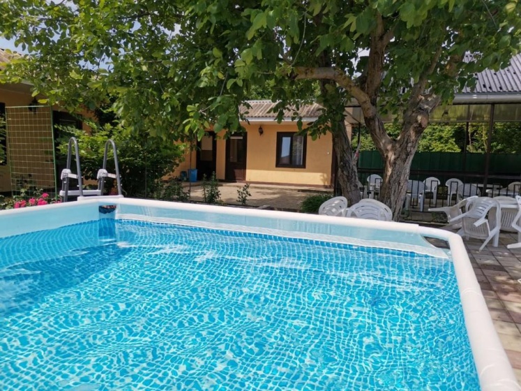Guest house Asteriya — отель с удобным расположением в Кучугуры