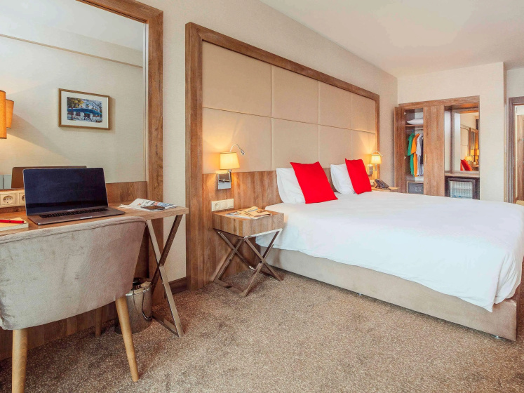 Ibis Styles Istanbul Bomonti 4 — отель в Стамбуле, Турция