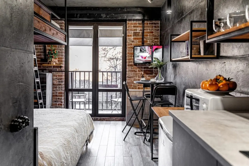 Kvartira Studia 10 v stile loft — отель в Эсто-Садок, Россия
