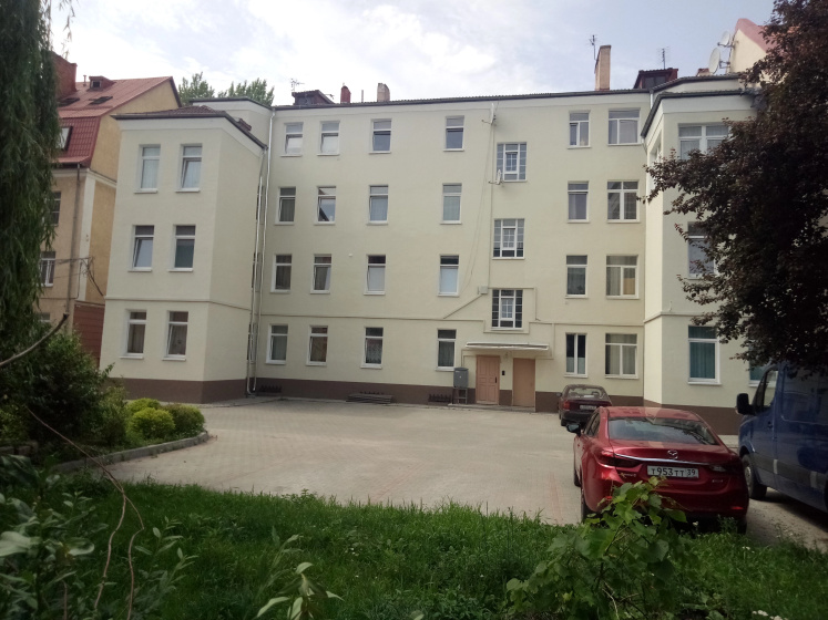 Квартира 1926 год Аллея Луизы — забронировать отель в Калининграде