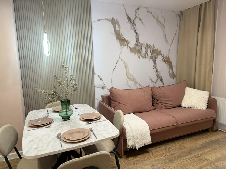 Квартира Евро 2К BeGuest с балконом на Отрадной 1 для 4 гостей — отель в Екатеринбурге, Россия