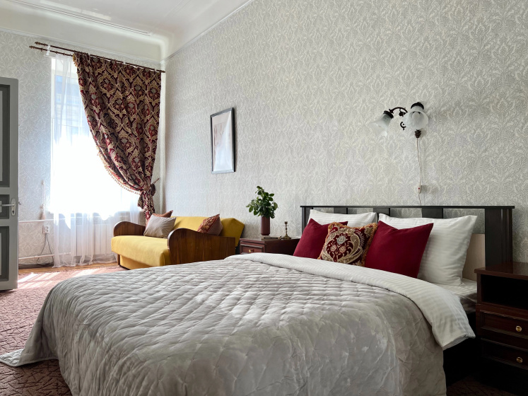 Квартира три спальни, центр, до 8 чел. Rauktis apartments — отель в Санкт-Петербурге, Россия