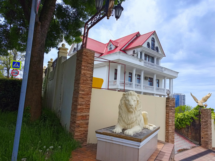 Villa Loran — комфортный отель в Сочи
