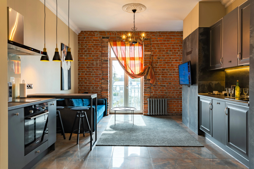 Цены на Apartamenty InterLoft 5 Old Town Free Parking Wi-Fi 100/50 Smart TV в Минске