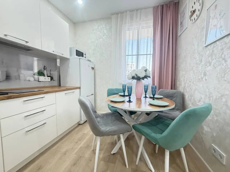 Апартаменты Frukty Rent Однокомнатный Делюкс — забронировать отель в Сириусе