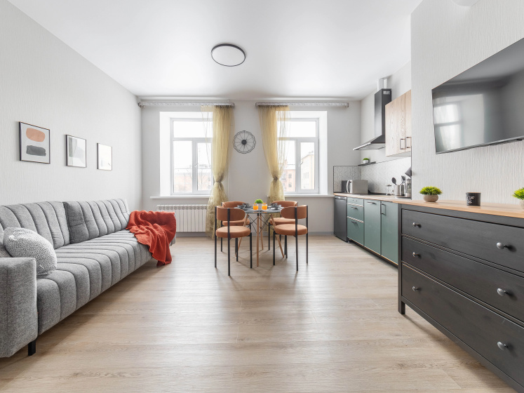 Цены на Квартира 2-к. 76 м² 5 Кроватей в Санкт-Петербурге