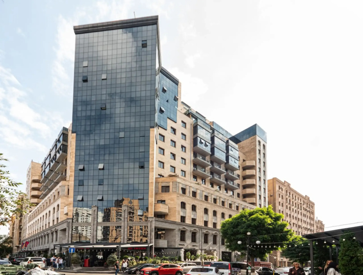 Жилое помещение Apartment just near Republic square — отель с удобным расположением в Ереван