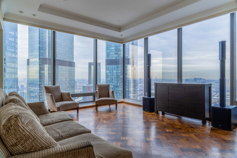 Апартаменты с панорамными окнами на 50 этаже в Москва Сити Nova Loft — отель с удобствами в Москве