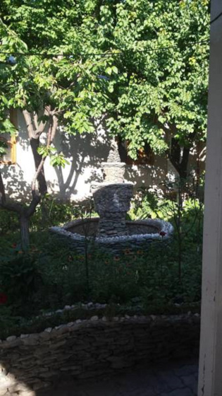 Gostevoj dom Lovely home for you — отель с удобным расположением в Osh