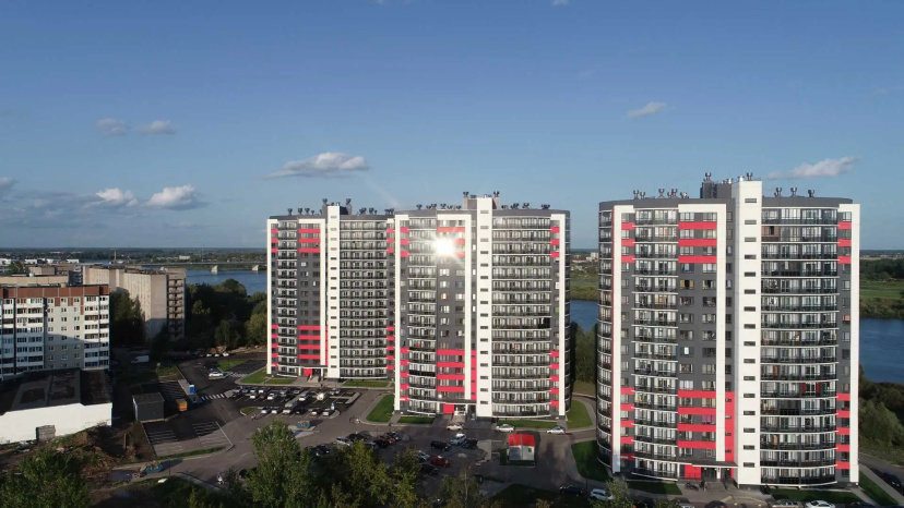 Квартира Уютная в ЖК Алые паруса — забронировать отель в Великом Новгороде