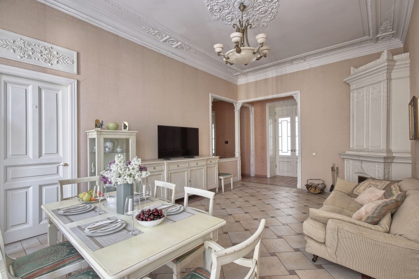 Цены на Апартаменты 1 MyhomeYourhome на Зверинской 42 в Санкт-Петербурге