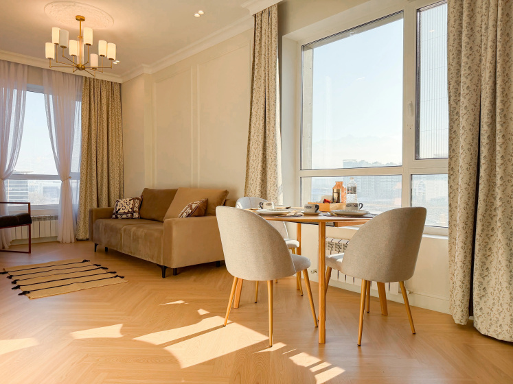 Apartamenty ADT Two-roomed apt in Meridian Arbat — отель с удобным расположением в Алматы