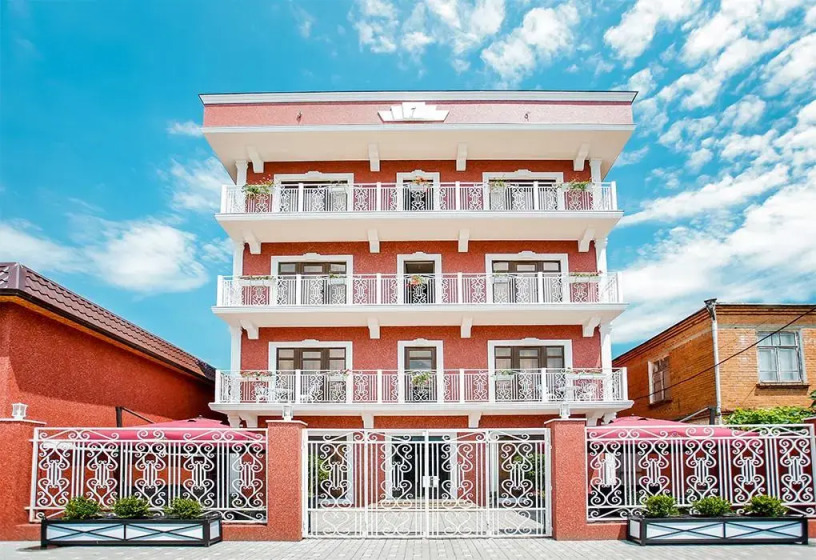 Otel' AINLAN — отель в удобной локации в Сухуми