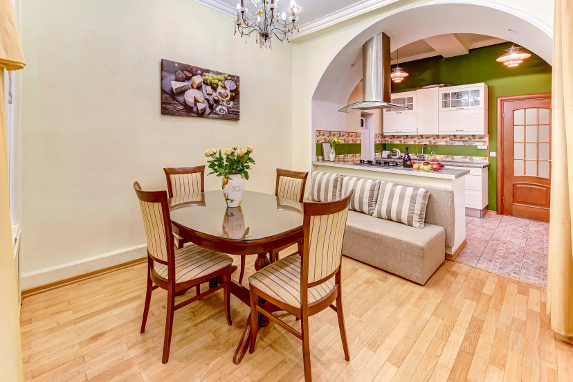 Апартаменты Astoria 3BR — отель в Санкт-Петербурге, Россия