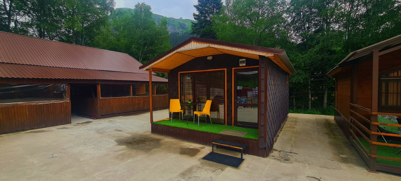 Villa Domik v gorah — отель в Домбай, Россия
