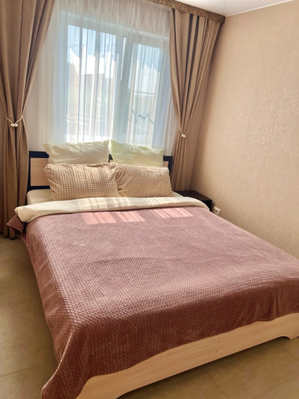 Цены на Apartamenty Kajf-Tur Bungalo bez sosedej 3 gosta в Петропавловск-Камчатский