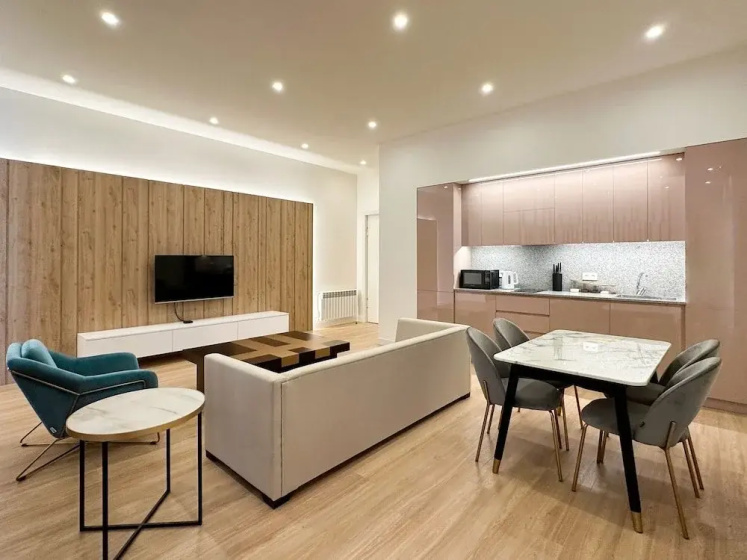 RIS Opera Apartments Yerevan — отель с удобным расположением в Ереван